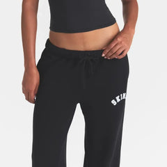 COTTON FLEECE CLASSIC STRAIGHT LEG PANT | ONYX SNOW ARCHED SKIMS LOGO