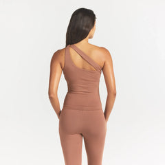 SMOOTH LAYERS ONE SHOULDER TOP | NUTMEG