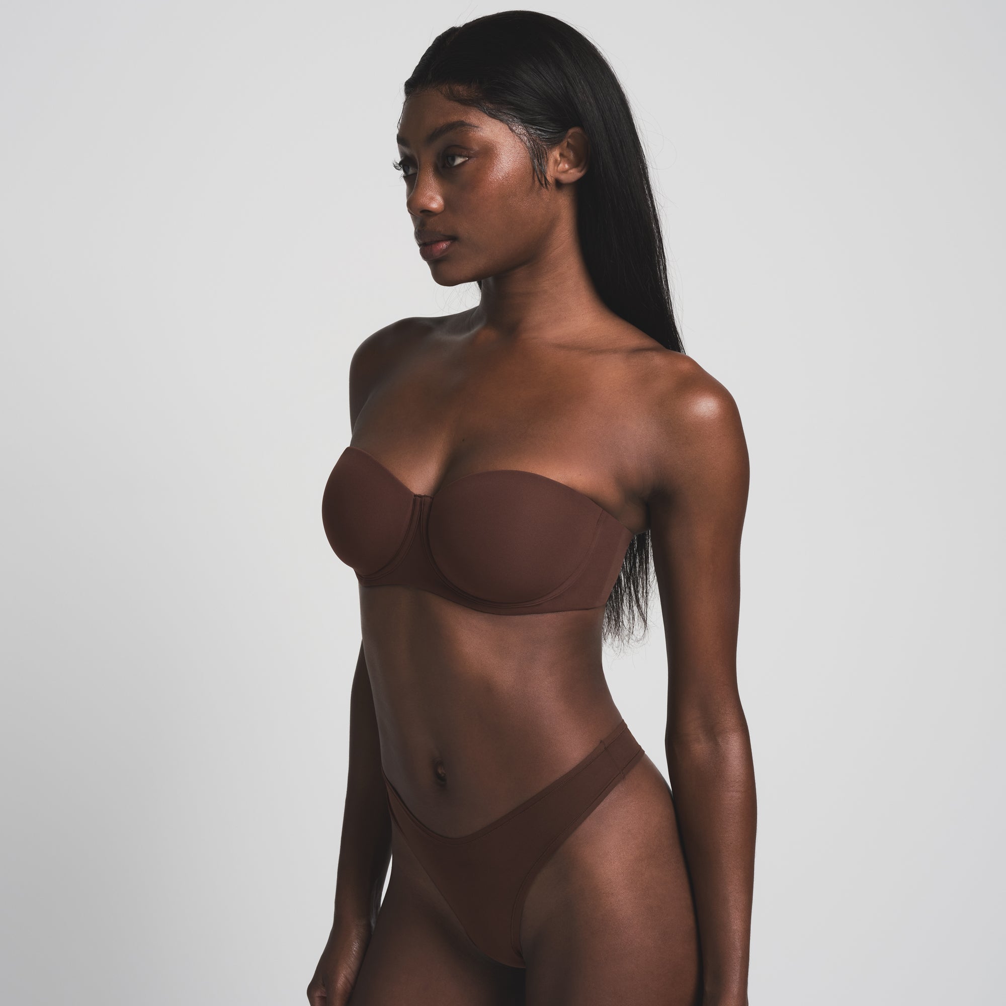 FITS EVERYBODY STRAPLESS BRA | COCOA