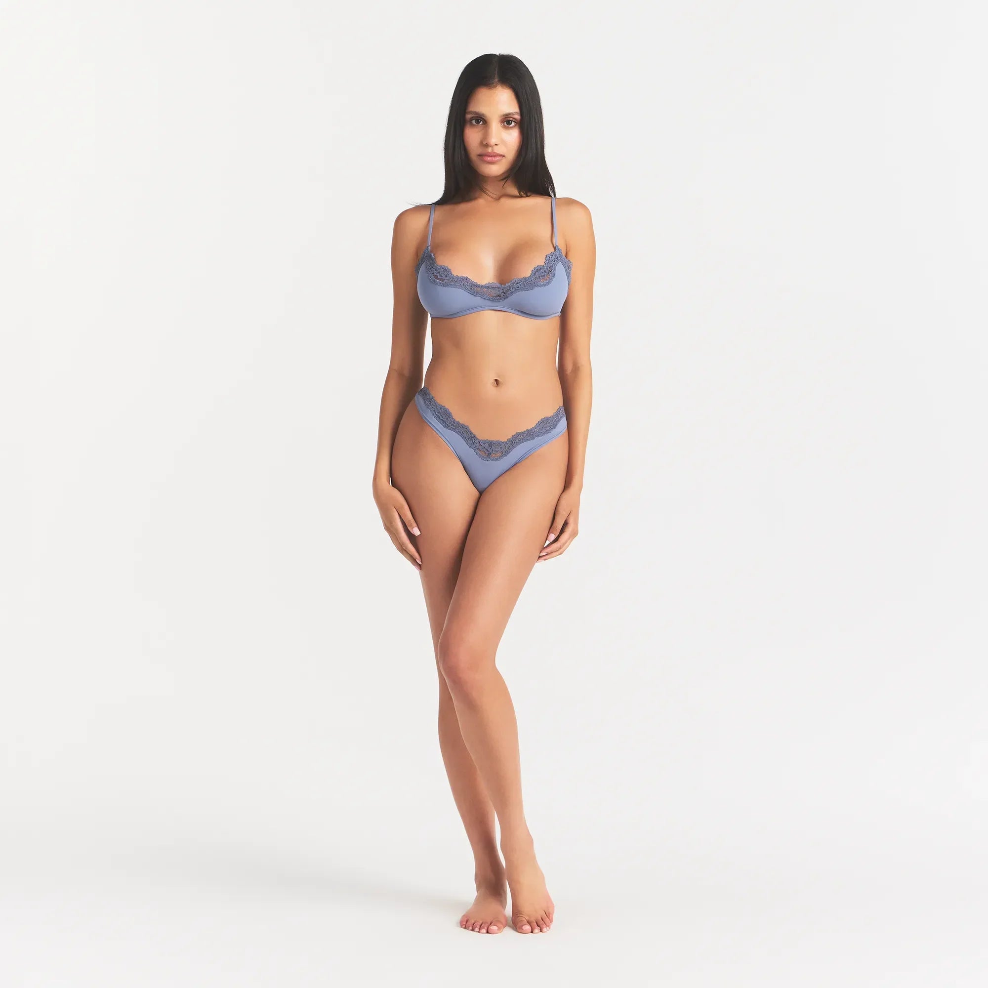 FITS EVERYBODY LACE SCOOP BRALETTE | SLATE TONAL