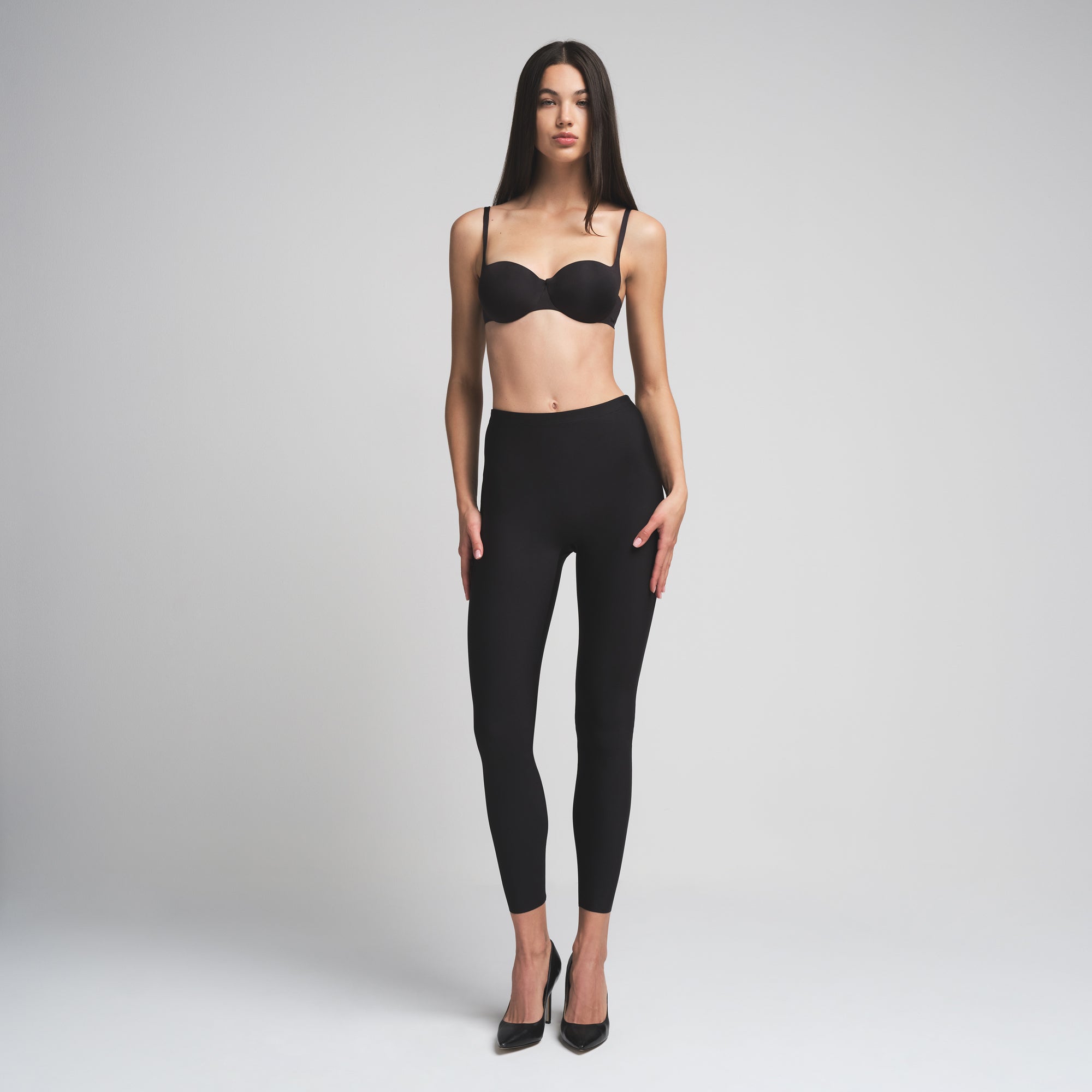 SKIMS BODY BUTT ENHANCING PADDED LEGGING | ONYX