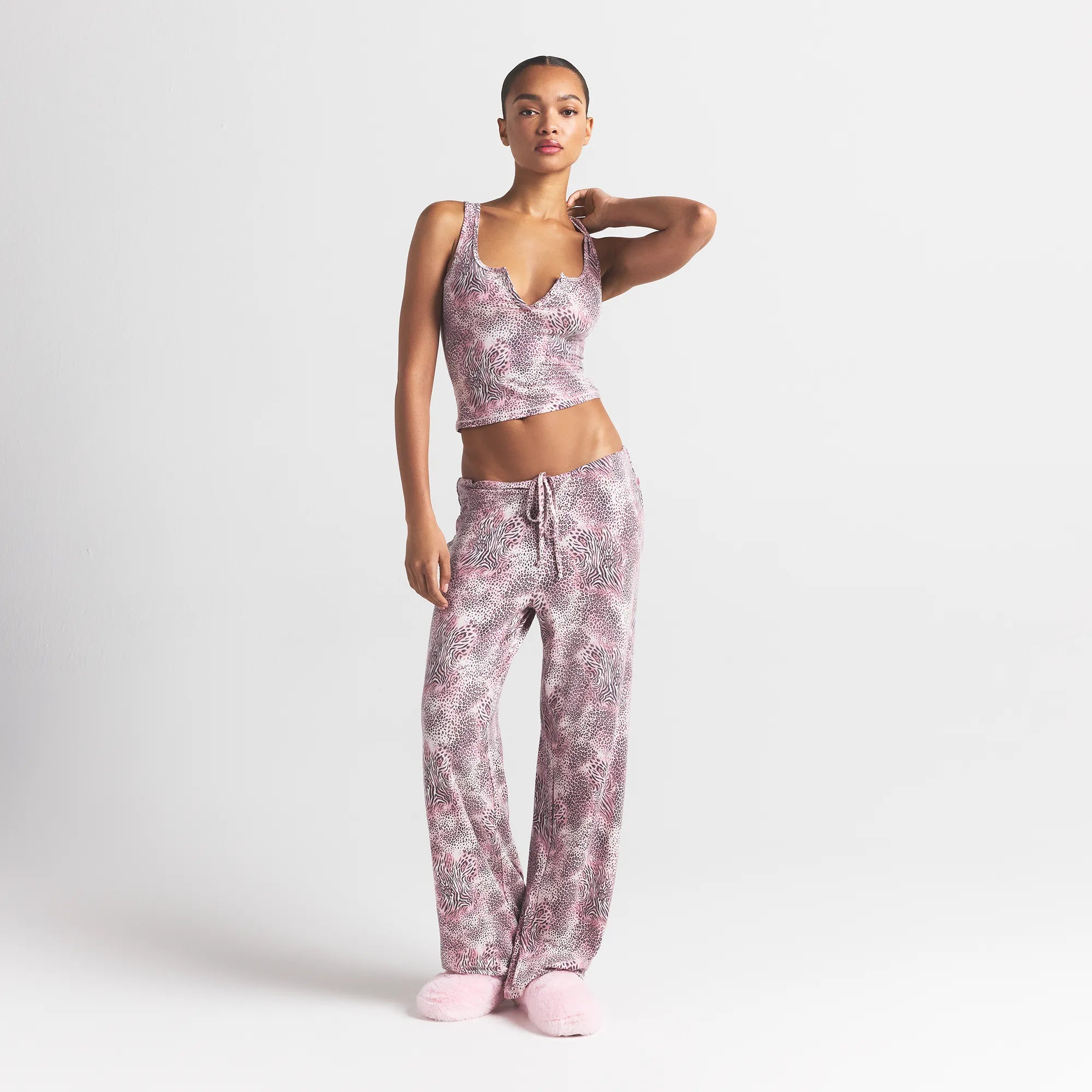 SKIMS SLEEP STRAIGHT LEG PANT | BLOOM MINI MULTI ANIMAL