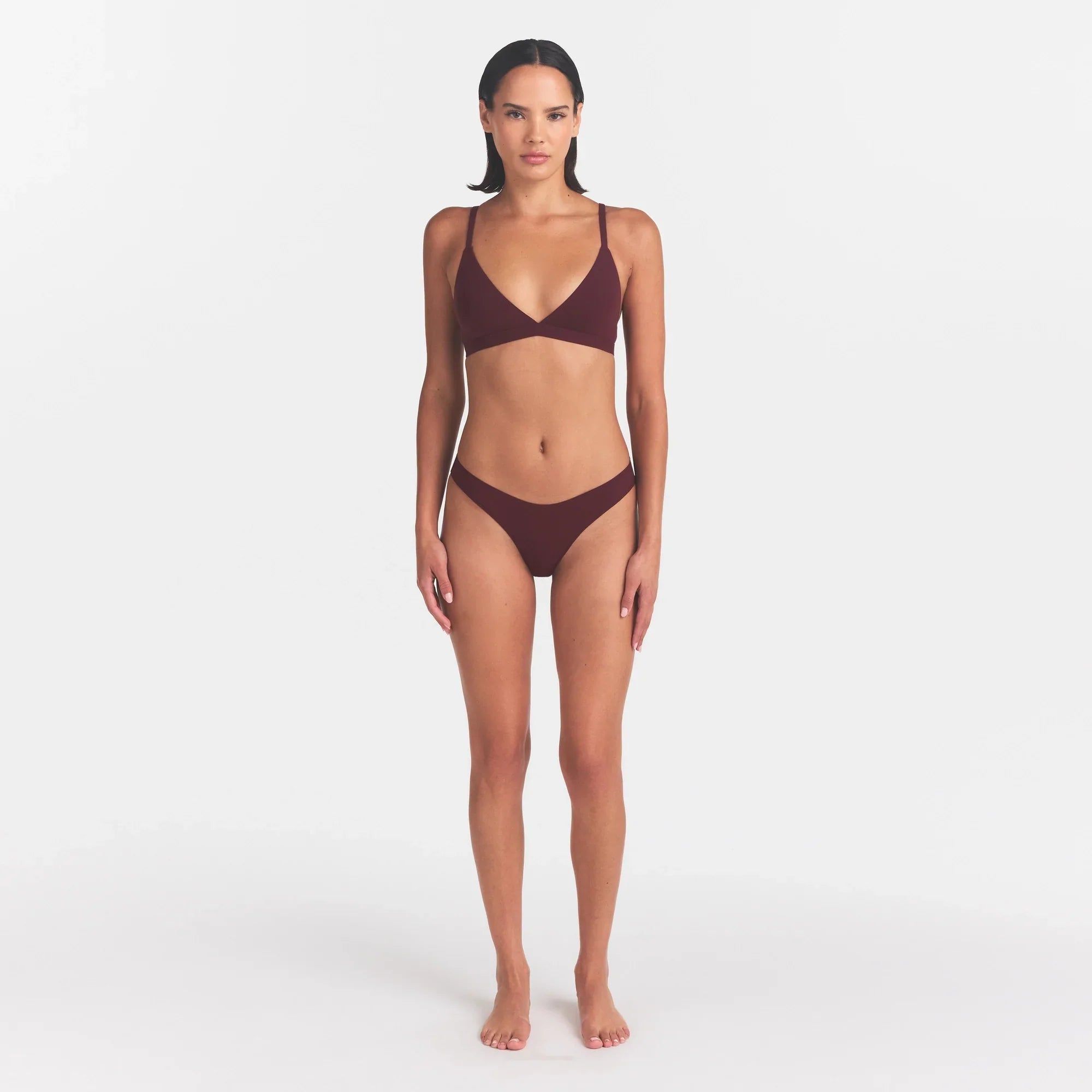 FITS EVERYBODY TRIANGLE BRALETTE | CURRANT