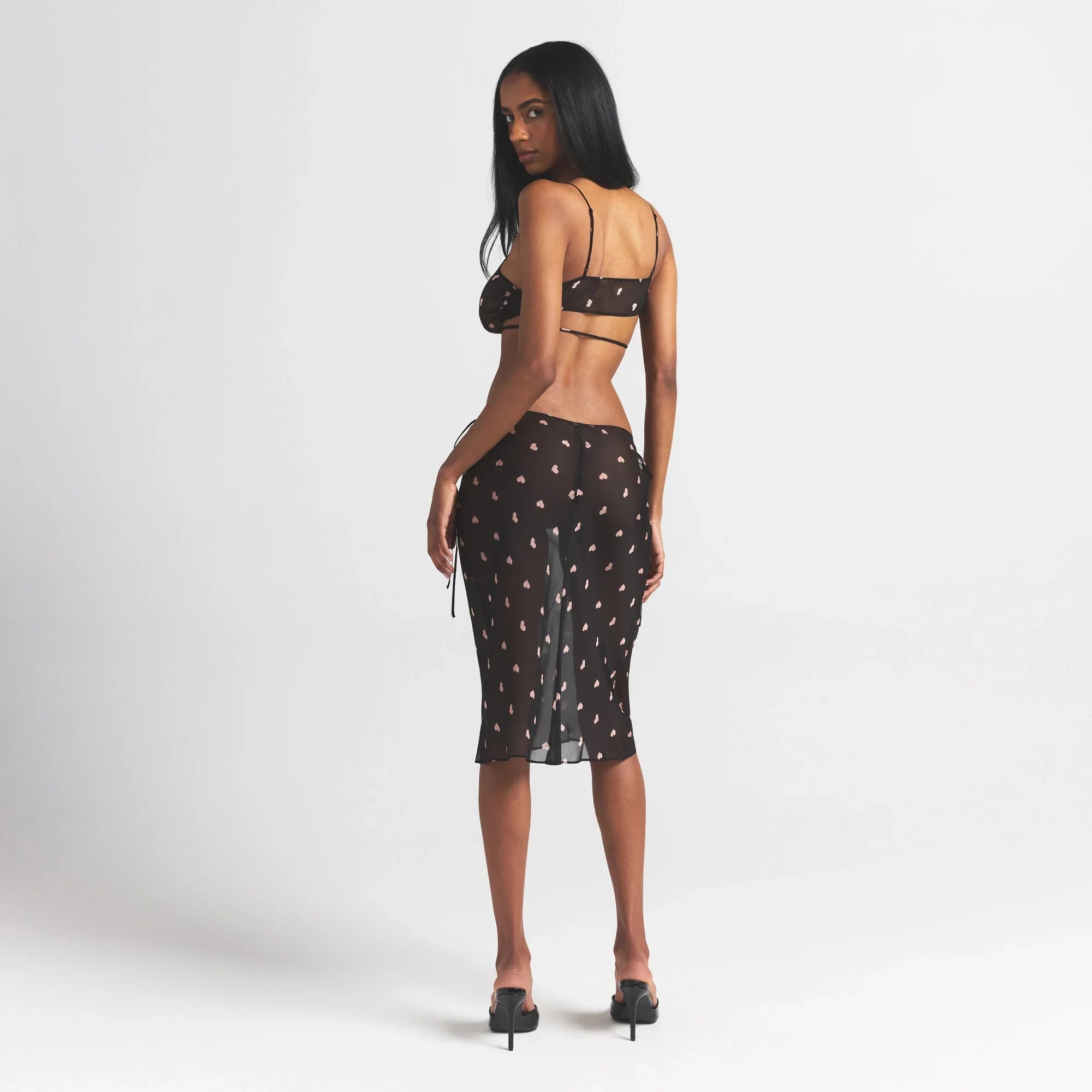 SKIMS ROMANCE TIE SIDE MIDI SKIRT | OBSIDIAN SPACED HEARTS