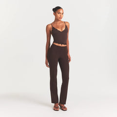THE ESSENTIAL COLLECTION HIGH-WAISTED PINTUCK STRAIGHT PANT | ESPRESSO
