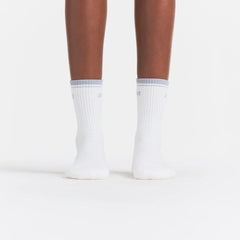 SKIMS SOCKS RIBBED QUARTER CREW LOGO SOCK | SNOW AND LIGHT HEATHER GREY