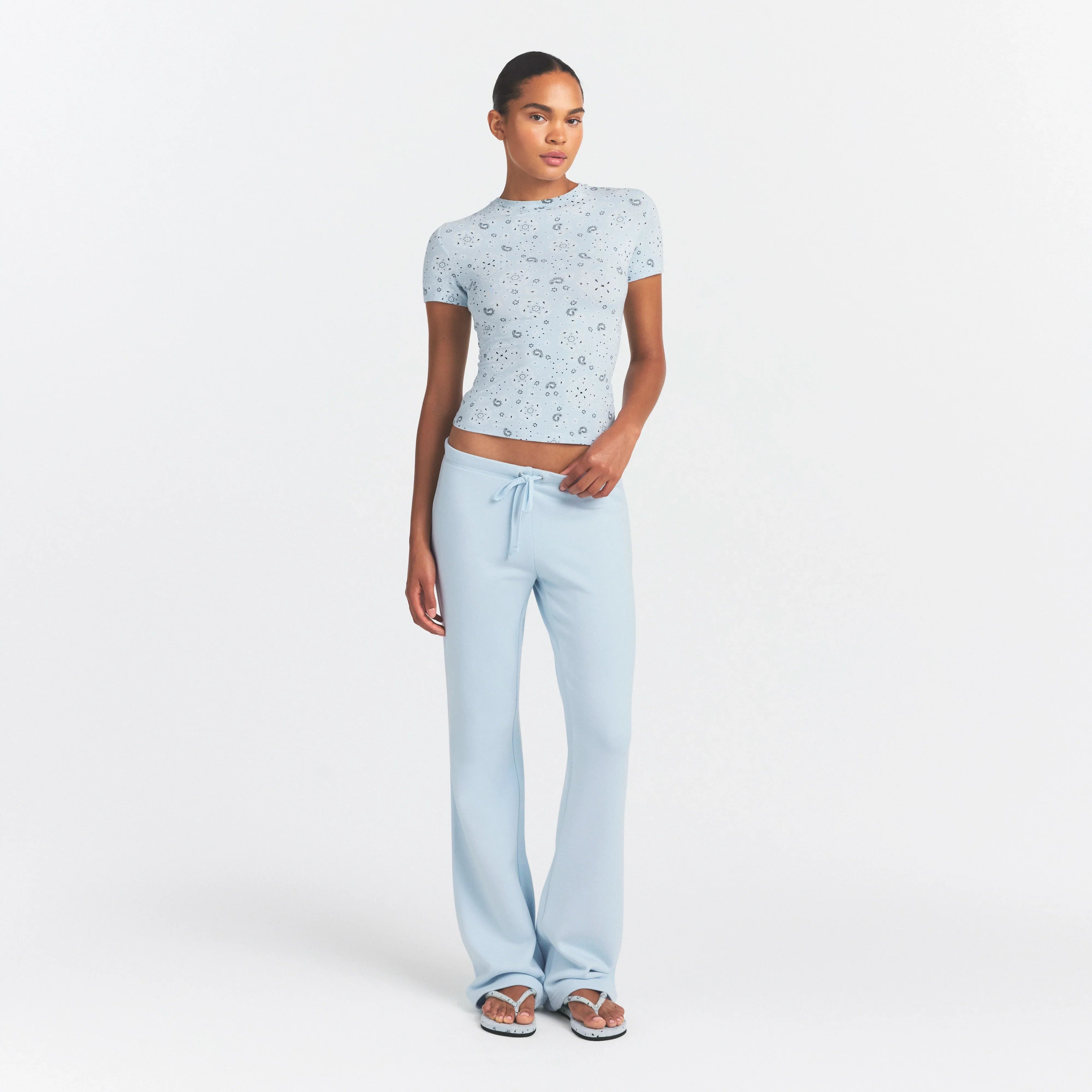 COTTON JERSEY T-SHIRT | POWDER BLUE BANDANA