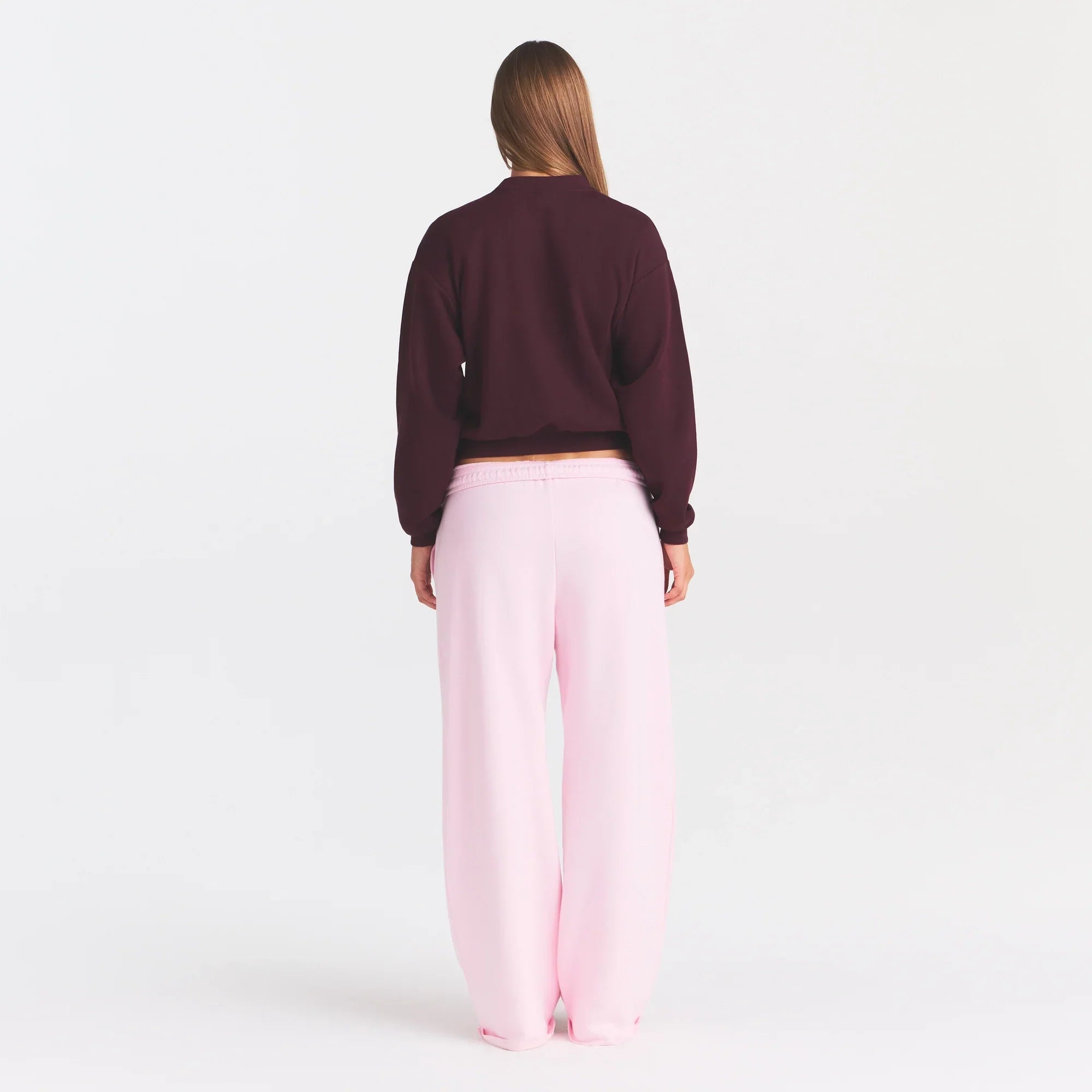 COTTON FLEECE CLASSIC CREWNECK | CURRANT ARCHED SKIMS PLAID