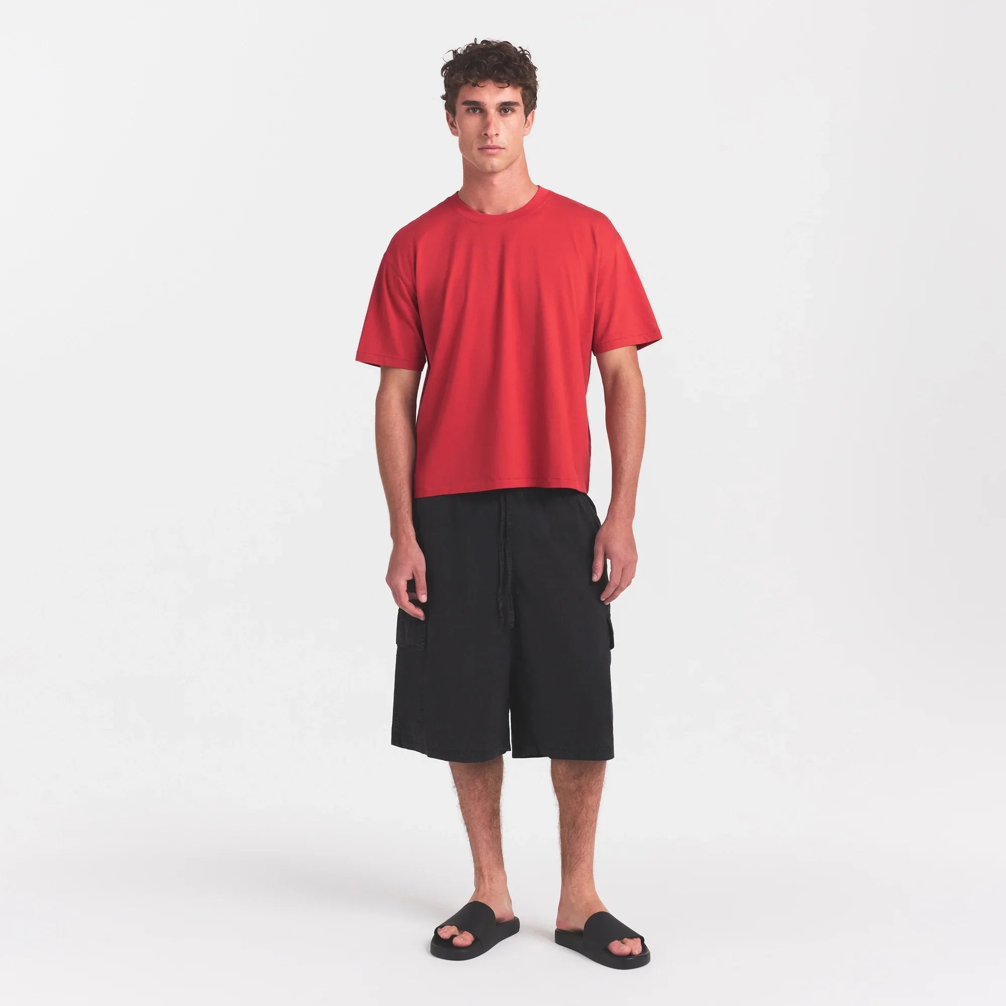 HEAVYWEIGHT COTTON MENS RELAXED CROPPED CREWNECK | WASHED RED
