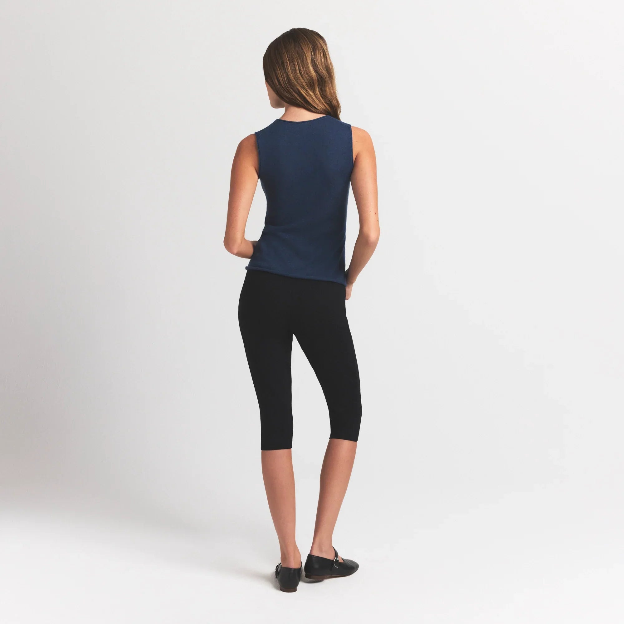 FEATHERWEIGHT CASHMERE SLEEVELESS TOP | INDIGO