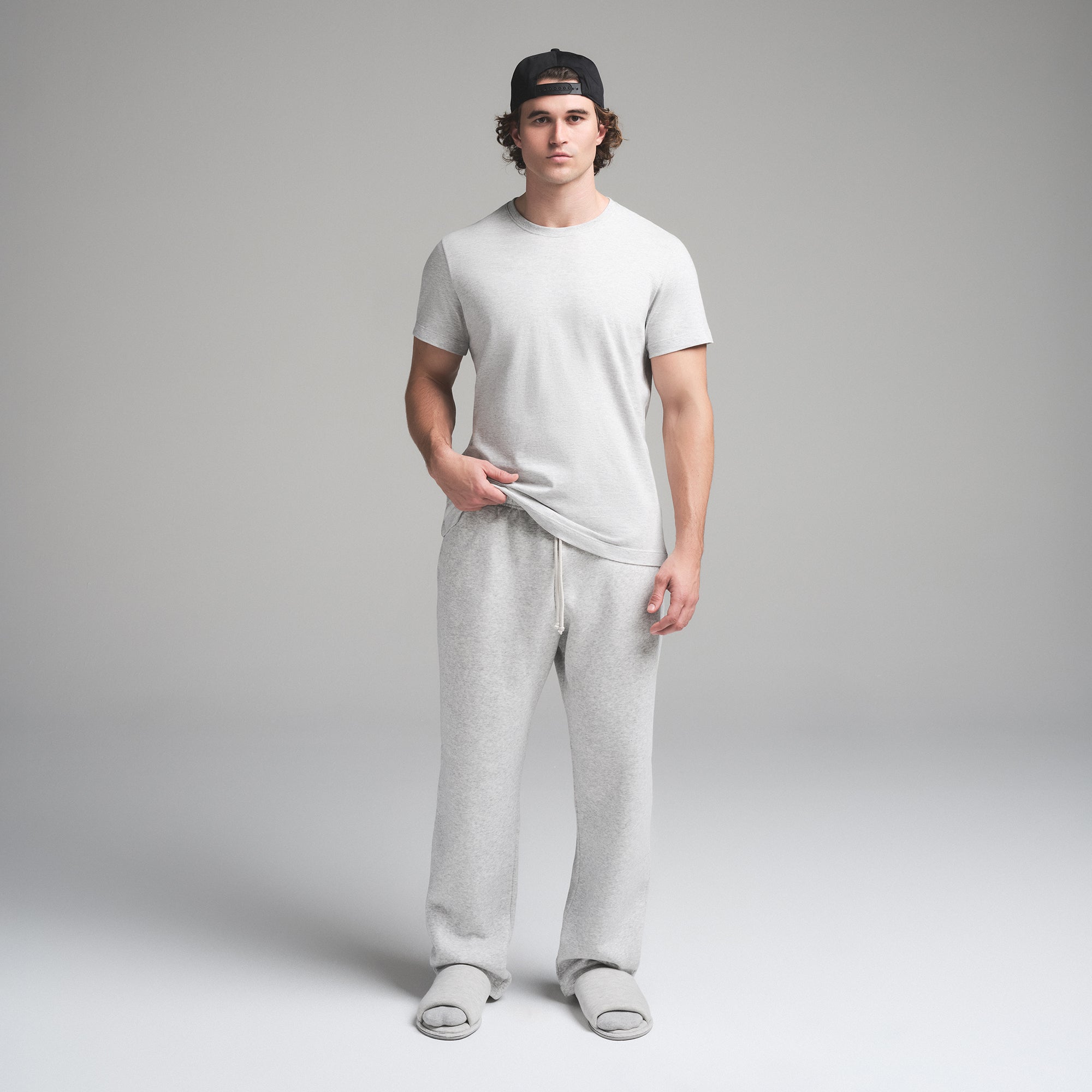 SKIMS COTTON MENS CLASSIC T-SHIRT | LIGHT HEATHER GREY